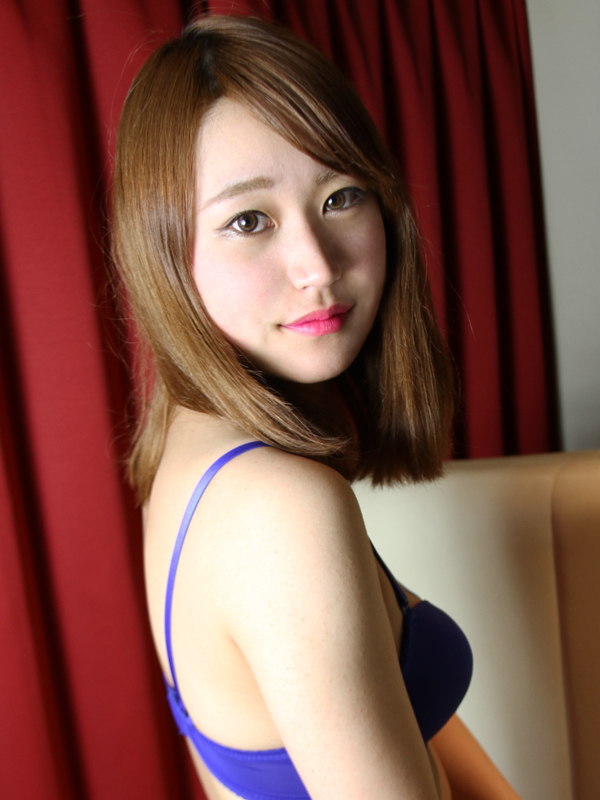 踊れ!チンチコリン・和歌山店 あいな 27歳 T:160 B:84(C) W:56 H:84